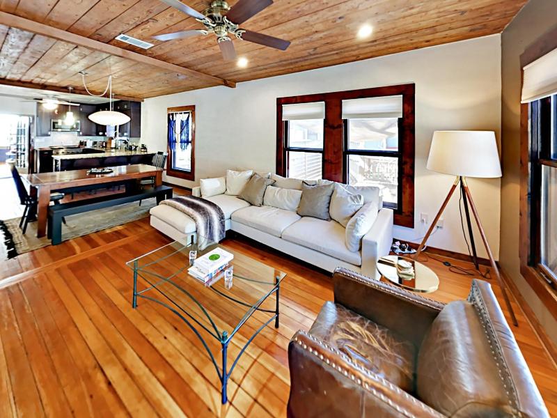 Three-Bedroom House image 2