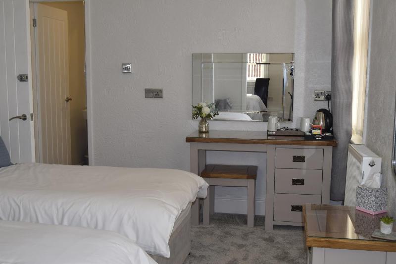 Avenue Guest House - image 32