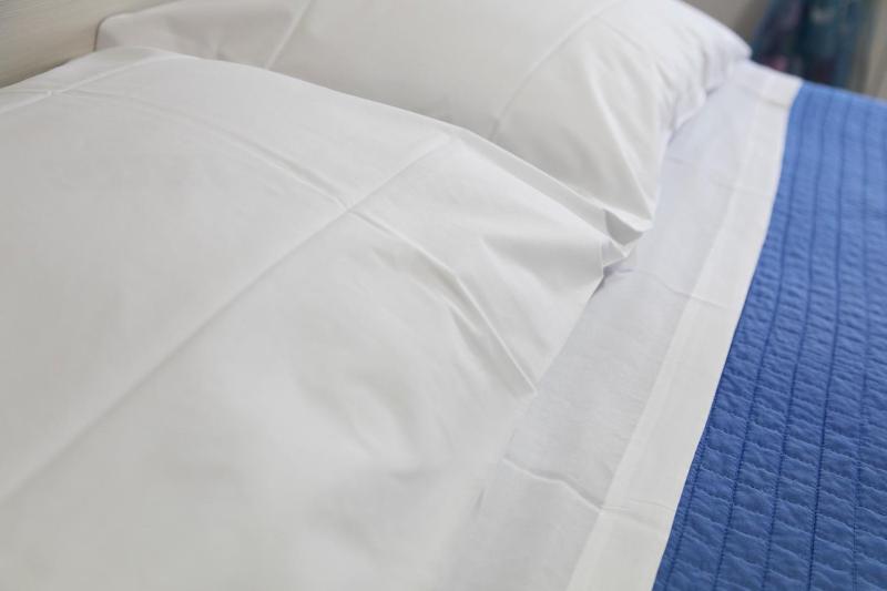 Double or Twin Room with Private External Bathroom image 4