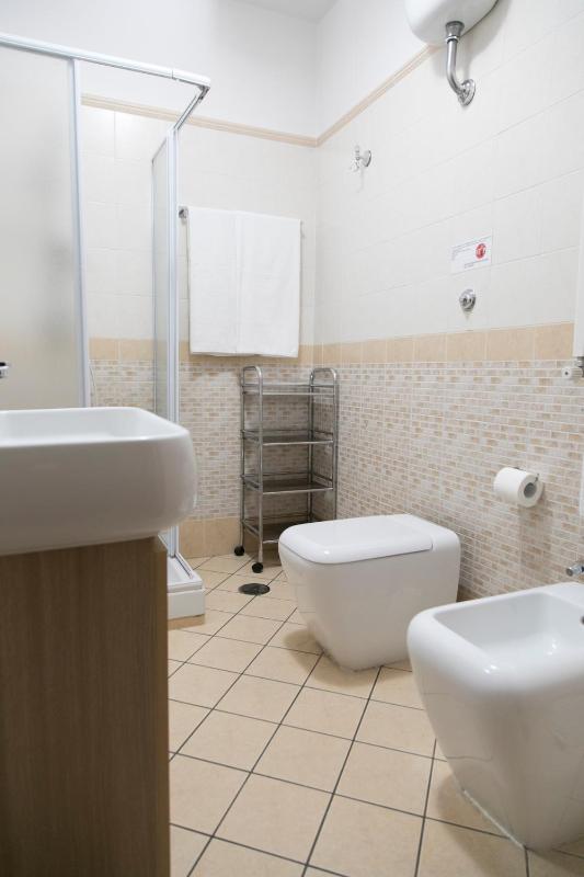 Double or Twin Room with Private External Bathroom image 2