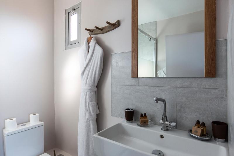 Two-Bedroom House - The Showroom image 4
