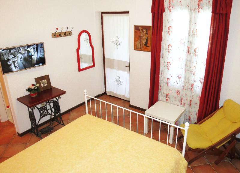 Studio Apartment image 1
