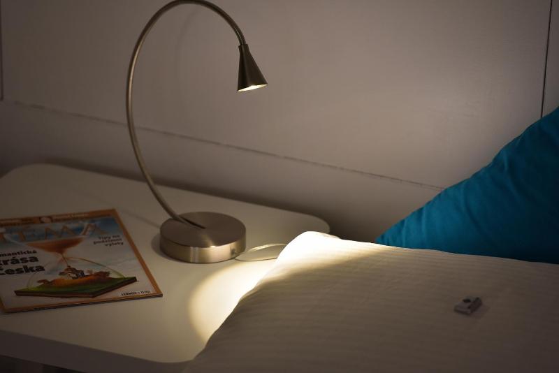 Studio - Split Level with Free Parking image 3