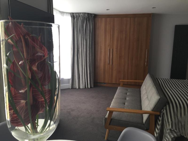 King Suite with Sofa Bed image 2