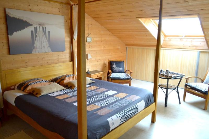 Double Room image 1