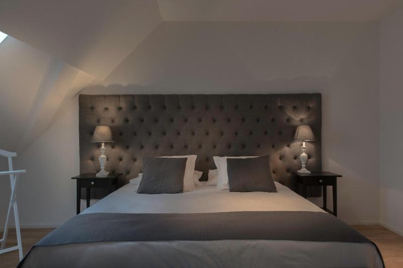 Deluxe Double or Twin Room image 1