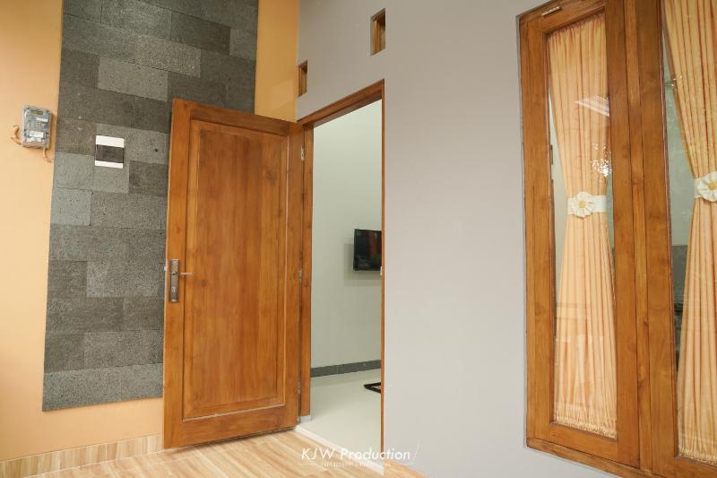 M Stay Guest House Jogja - image 12