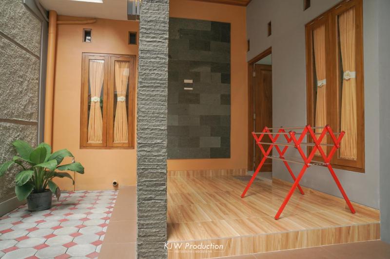M Stay Guest House Jogja - image 7