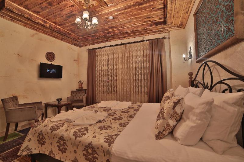 Superior Double Room image 2