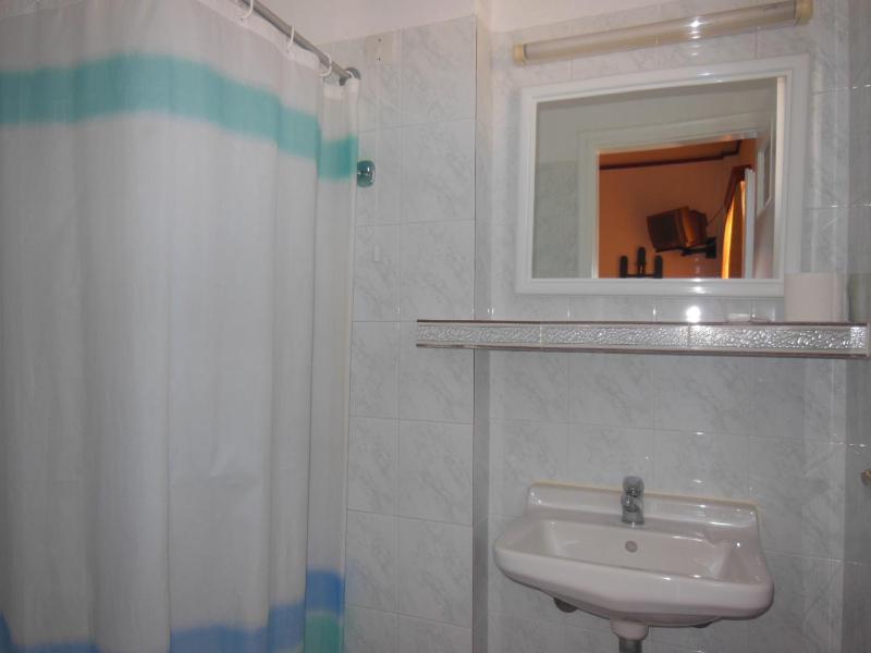 Triple Room image 3