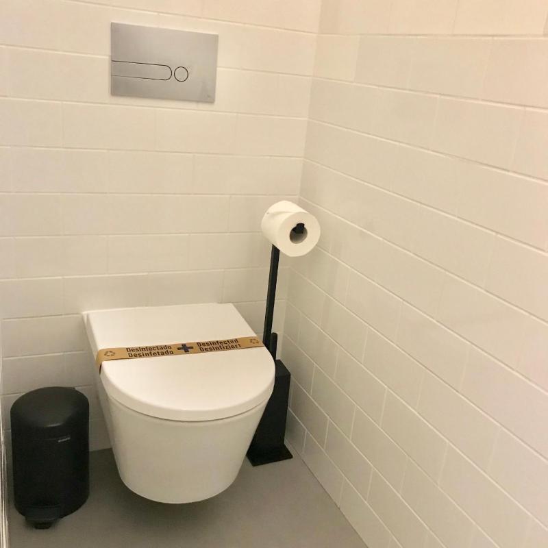 Standard Double or Twin Room image 1