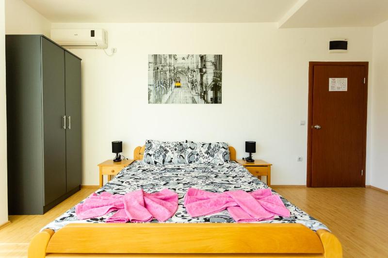 Deluxe Room image 4