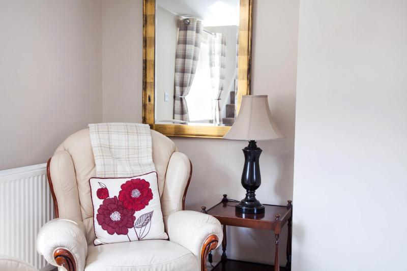 Three-Bedroom House image 1