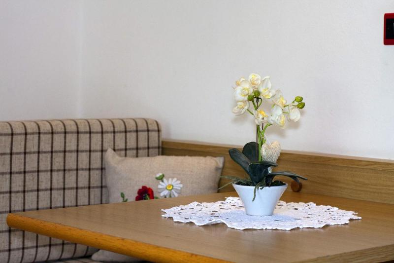 Single Room image 2