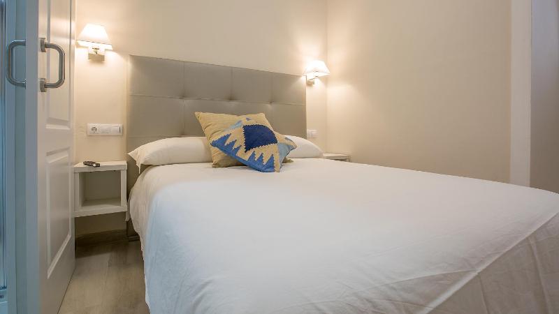 Hotel Madrid - image 19