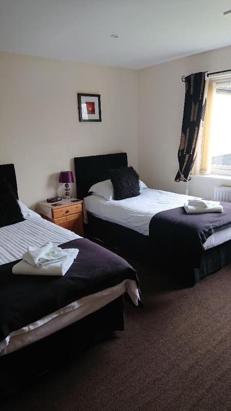 Grove House - Woodbridge - image 23