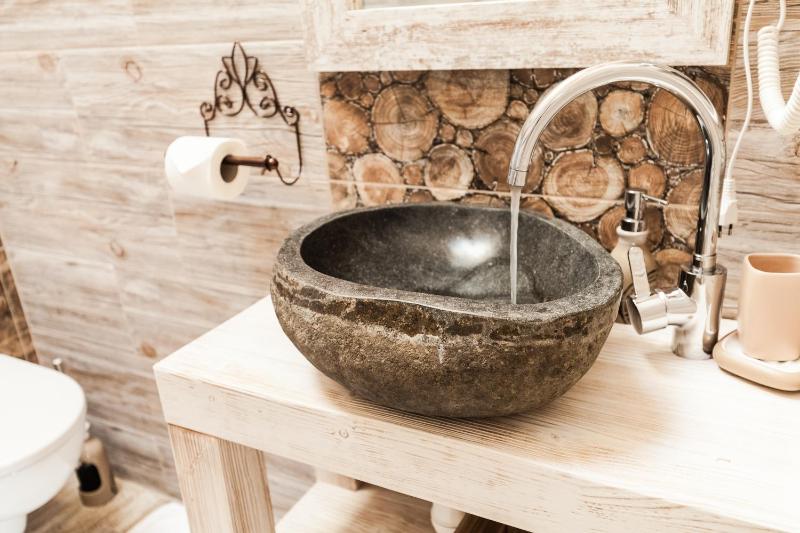 Apartment with Hot Tub and Mountain View image 4