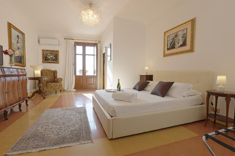 Atenea Luxury Suites - Atenea Collection - image 34
