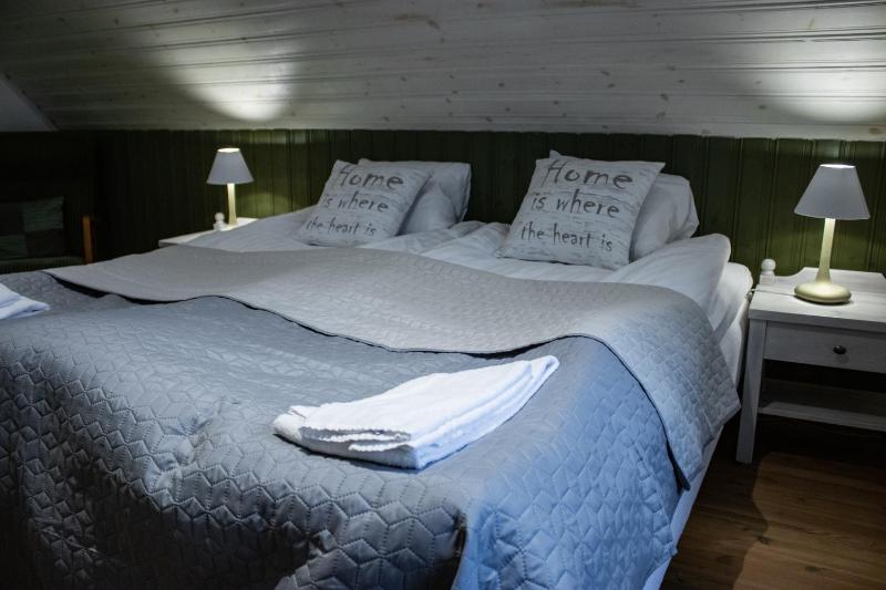 Double or Twin Room with Private Bathroom image 3