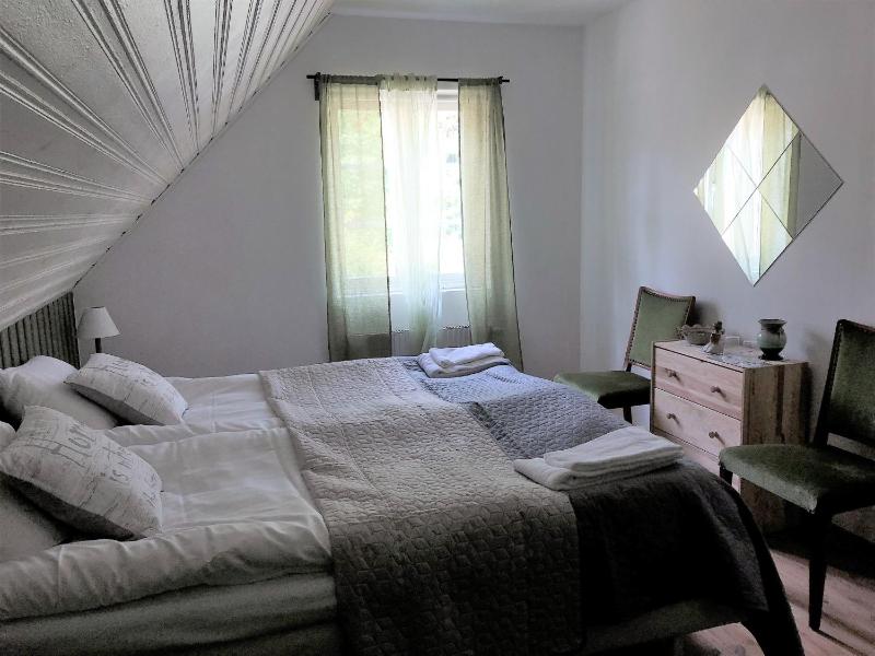 Double or Twin Room with Private Bathroom image 4