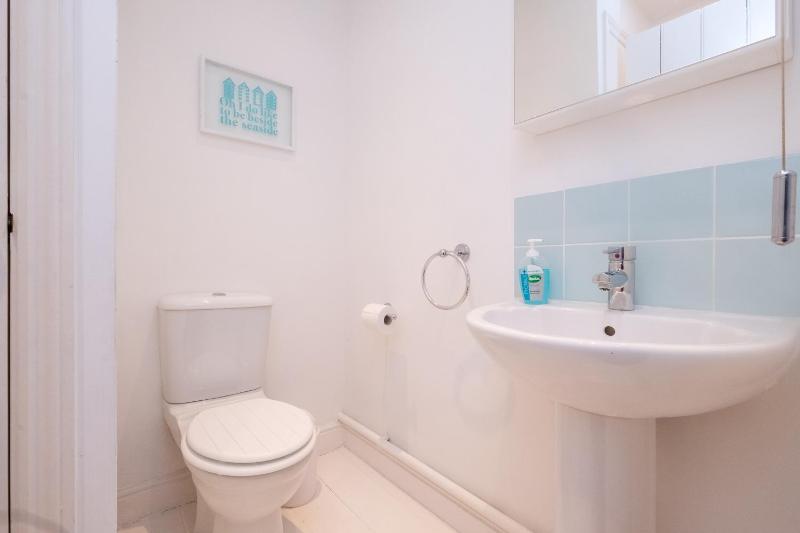 Puddleduck Cottage - image 6