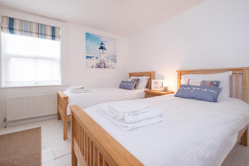 Puddleduck Cottage - image 10
