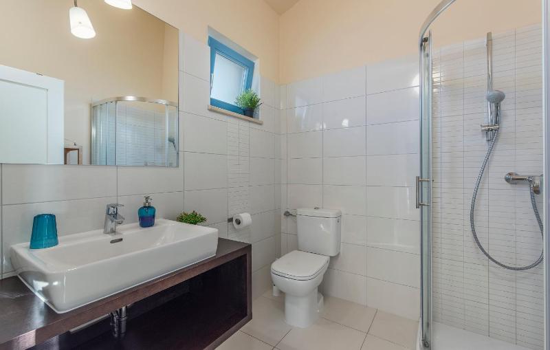 Three-Bedroom Villa with Private Pool image 4