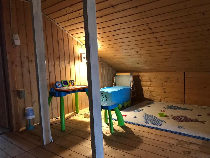Three-Bedroom House image 2