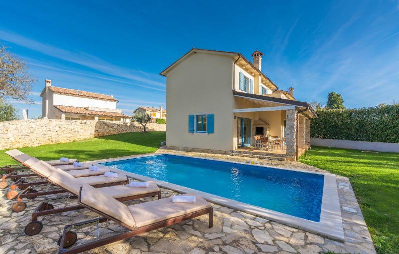 Three-Bedroom Villa with Private Pool image 1