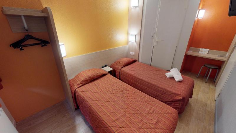 Triple Room image 2