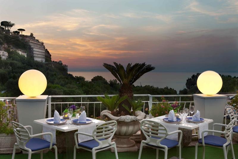 Hotel Rivage - image 8