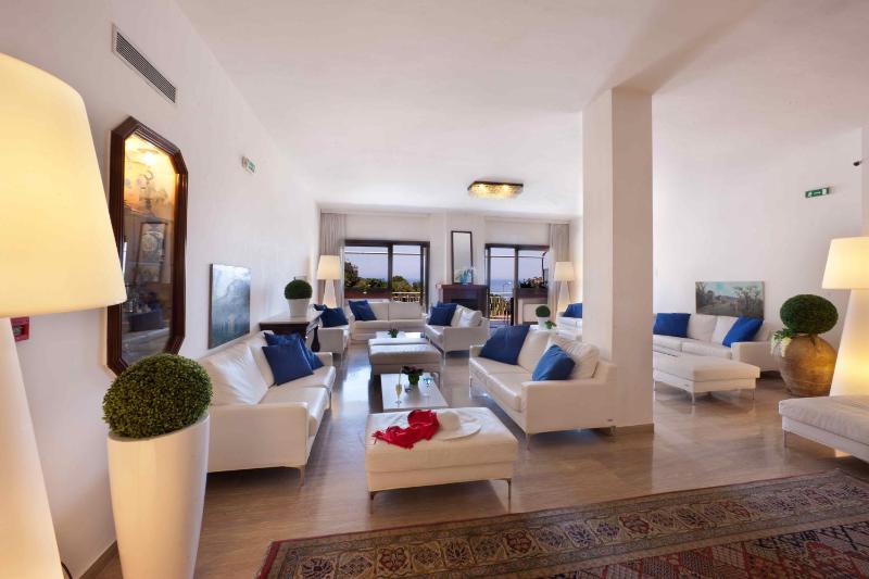 Hotel Rivage - image 10