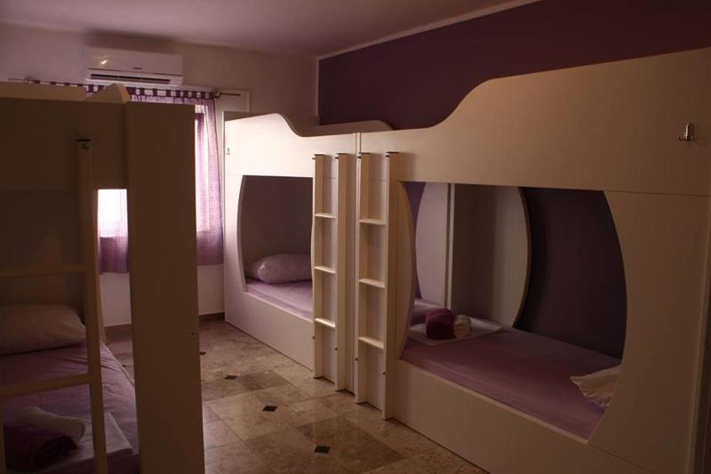 Single Bed in 8-Bed Dormitory Room image 2
