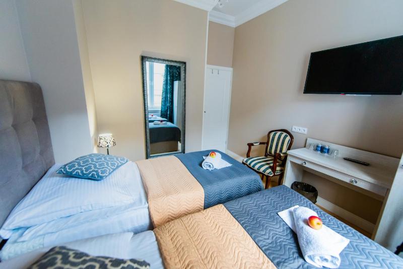 Old Town Boutique Rooms - image 6