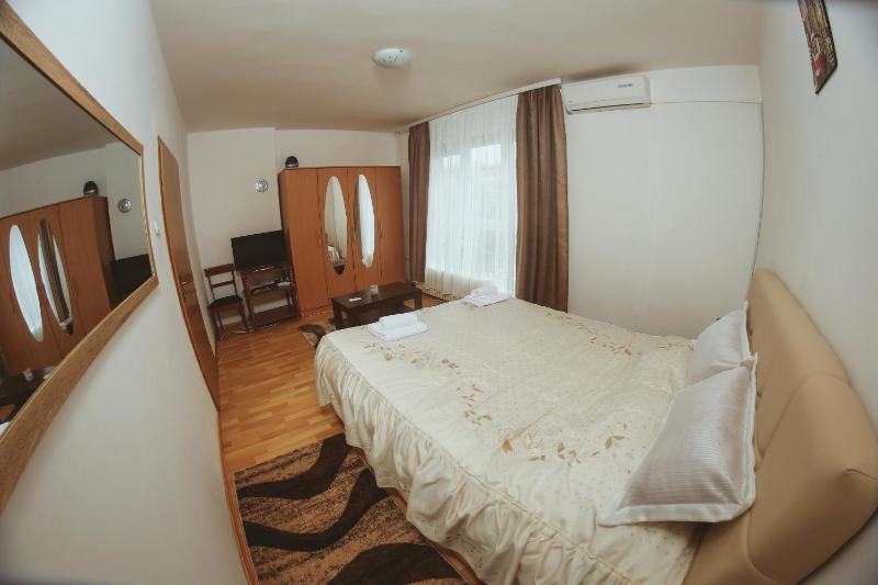 Apartman CENTAR 1 - image 6