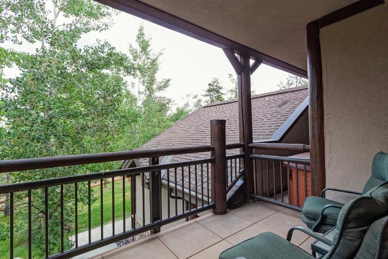 Corral at Breckenridge Raven Condo: Soaking Tub Views - image 26