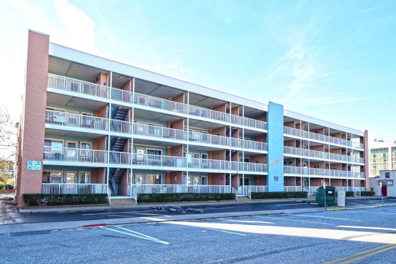 Severn I 208 - image 1