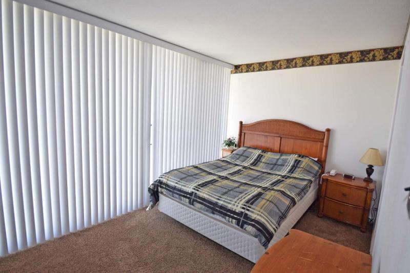 Century I 702 - image 5
