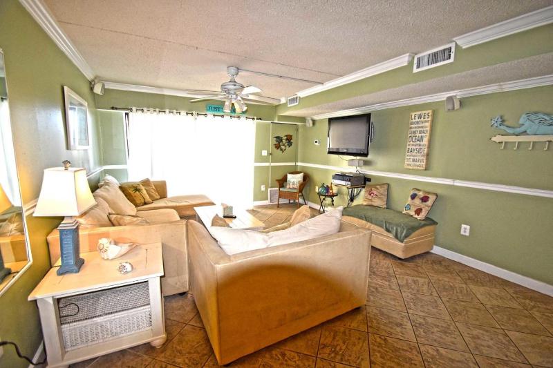 Seatime 303S Condo - image 5