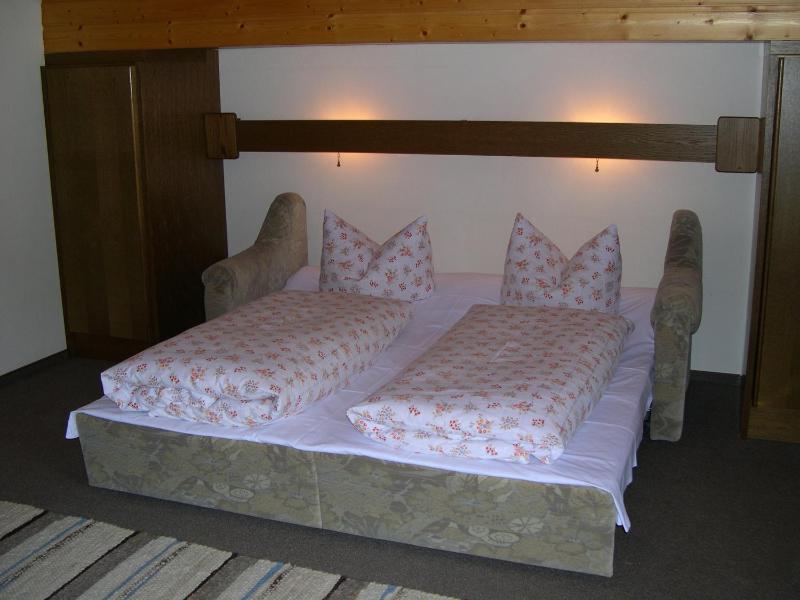 One-Bedroom Apartment with Balcony image 2