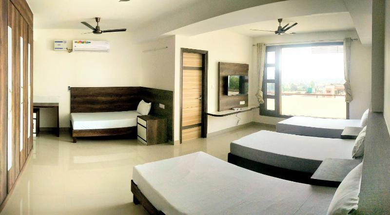 Pride Home - image 8