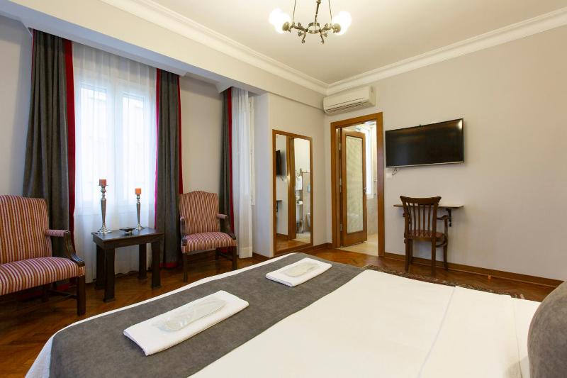King Room with Sea View image 4