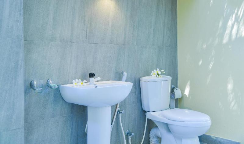 Golden Pearl Private Villa Tangalle - image 25