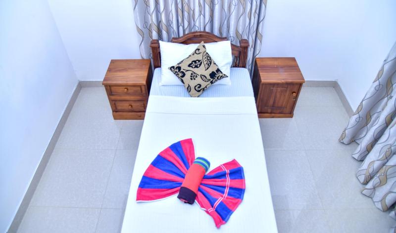 Golden Pearl Private Villa Tangalle - image 10
