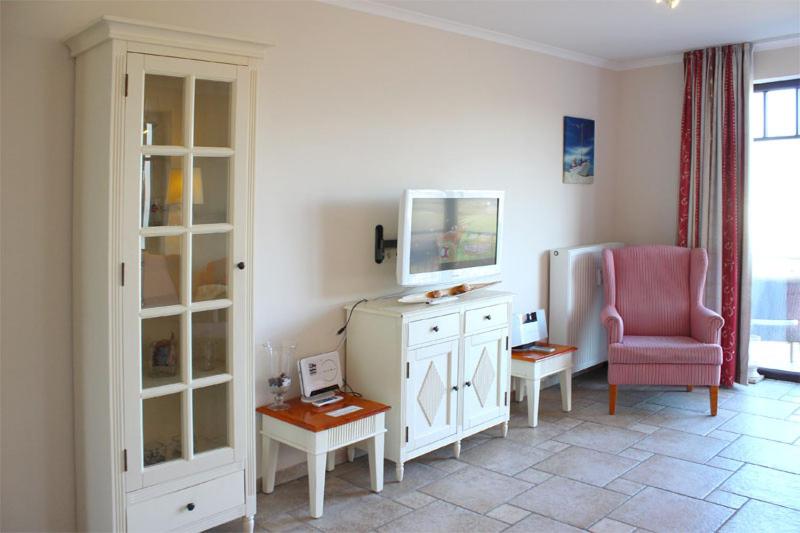 Two-Bedroom Apartment 229 image 4