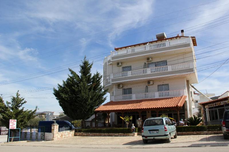 Hotel Ronaldo - image 2