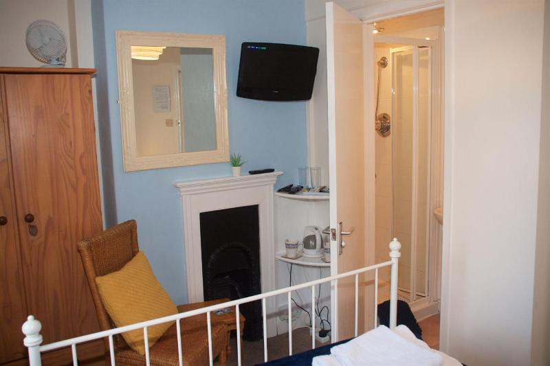 Lyndale Guest House - image 29