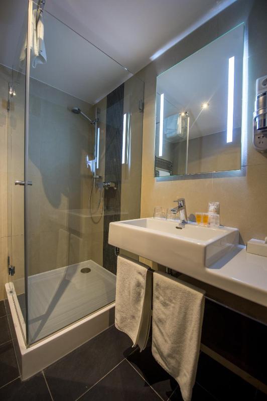 Superior Double or Twin Room image 2