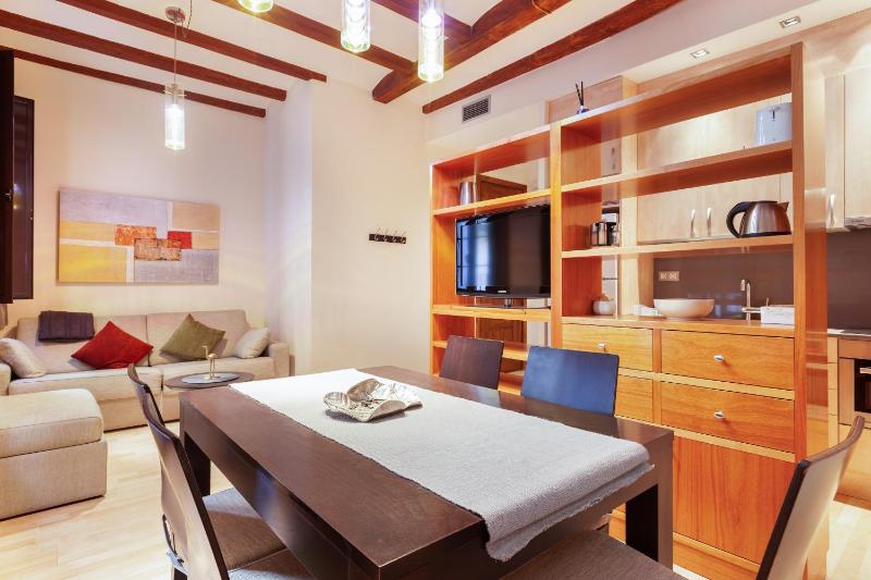 Dream Gracia Apartments - image 9