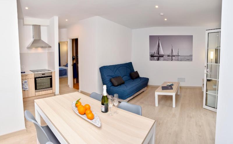 Apartamentos Maribel - image 5